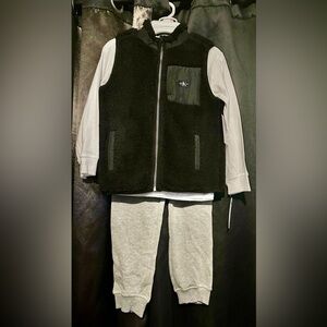 This is a 3 piece outfit Calvin Klein